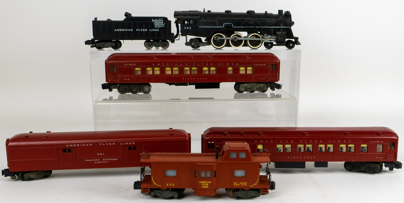 Lot of 6 American Flyer by Gilbert Locomotive w/ tender Passenger Cars and Caboose (1 of 17)