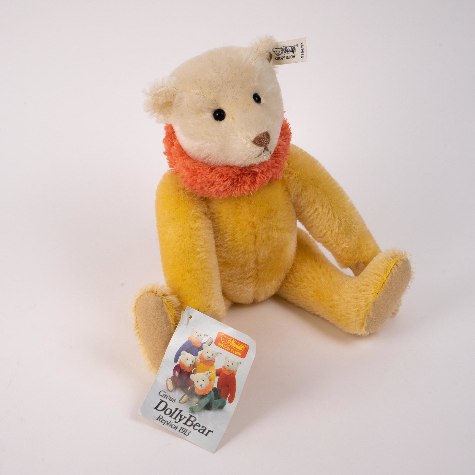 Steiff Circus Dolly Bear with Button and Tag (1 of 5)