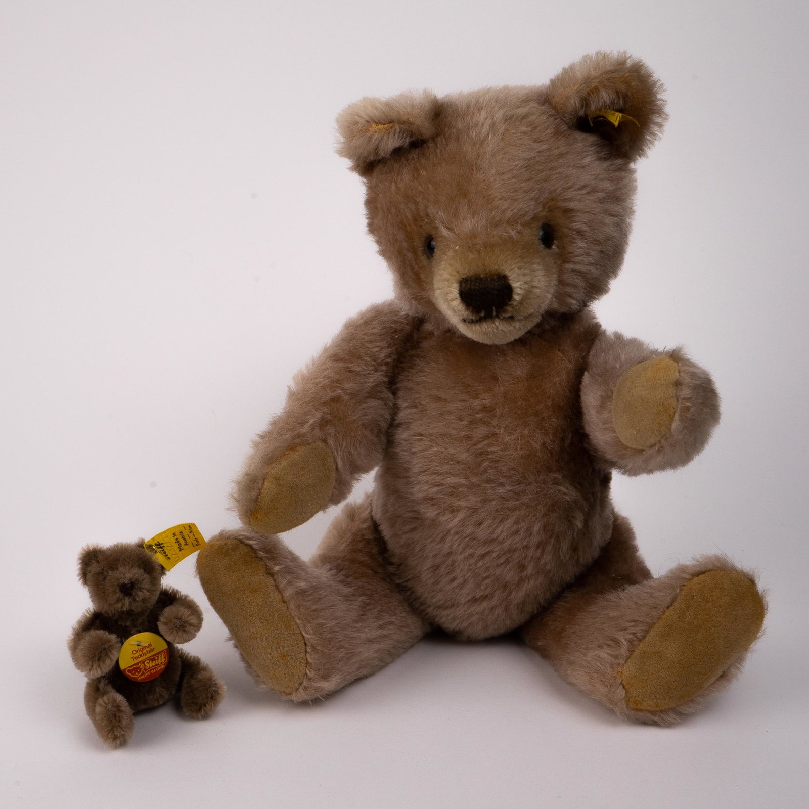 Two Steiff Teddy Bears with Buttons in Ears (1 of 8)