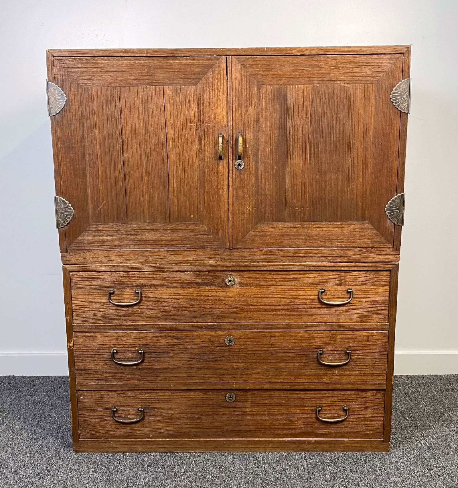 Two Piece Antique Japanese Tansu Chest (1 of 17)