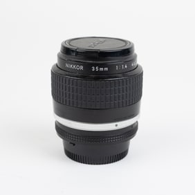 Nikkor 35mm 1.4 Lens