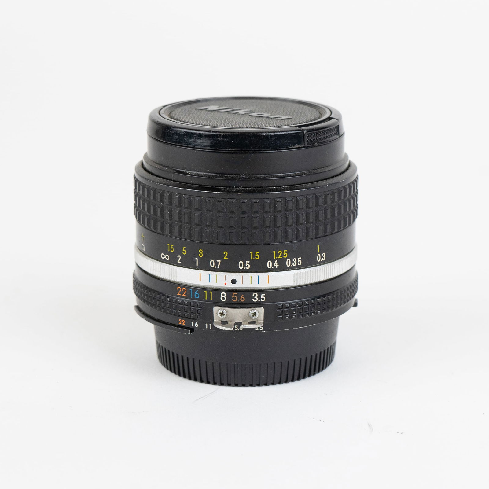 Nikkor 28mm 3.5 Lens (1 of 3)