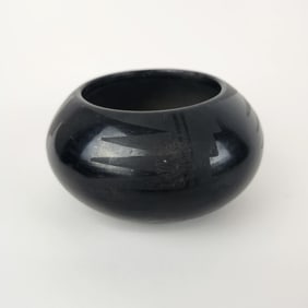 Pueblo Pottery Bowl Marie & Julian Martinez San Ildefonso