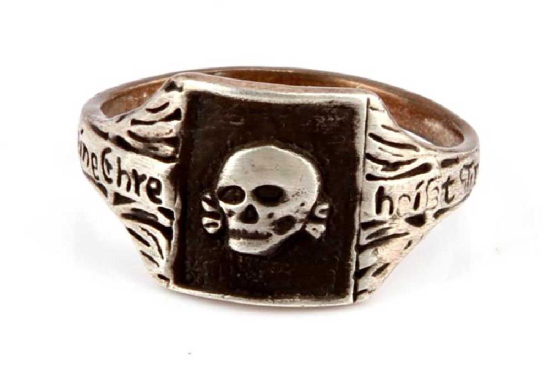 GERMAN WW2 Silver TOTENKOPF SKULL ring (1 of 10)