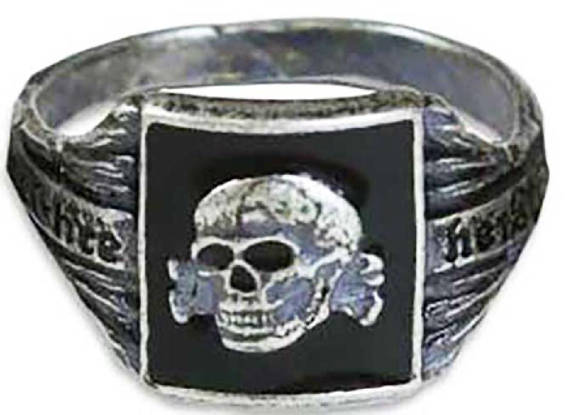 GERMAN WW2 SS Silver Ring w. TOTENKOPF SKULL (1 of 5)
