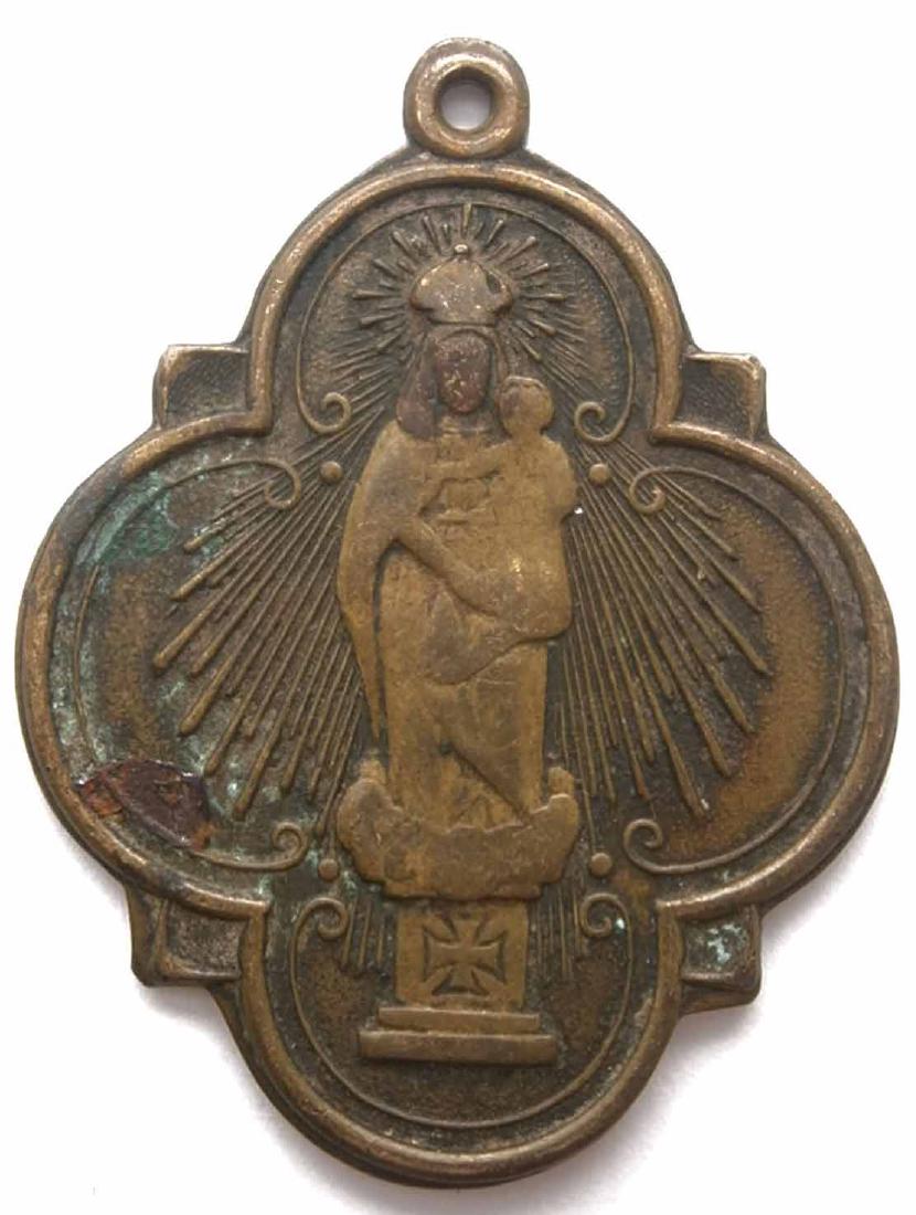 Unusual German WW2 Medalion MADONNA w. Iron Cross (1 of 10)