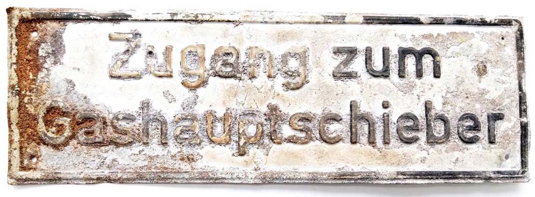 German WW2 Enameled Sign Plate - Access to the Gas (1 of 10)