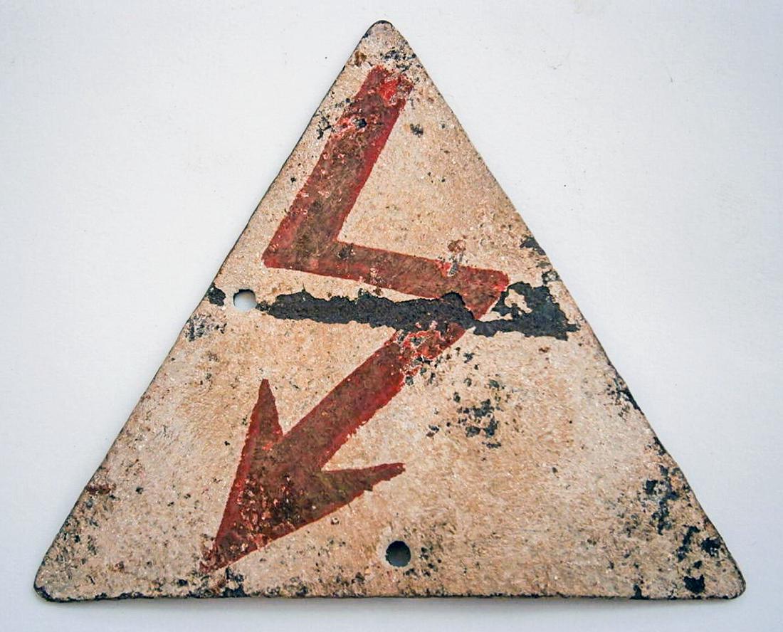 German WW2 Sign PLATE STOP - Electric DELTA (1 of 10)