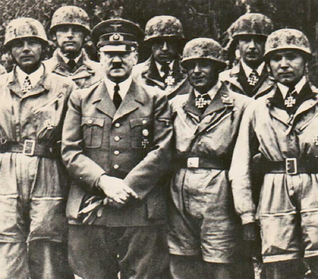 German WWII Photo of Adolf Hitler w. Paratroopers,: For your consideration here is the Rare German WWII Photo of Adolf Hitler with Paratroopers from Public Archives in the Ukraine. On a photo also a paratroopers who were awarded by Knight Cross. The ph