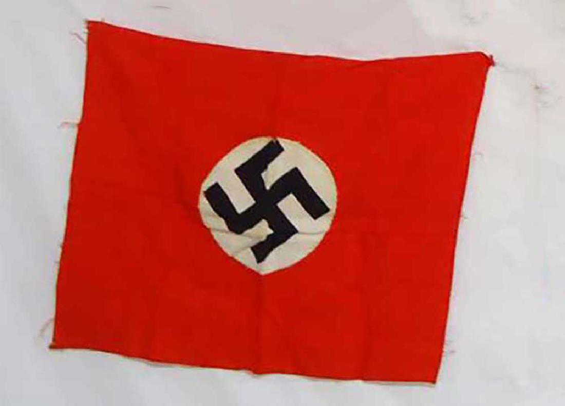 Как выглядит флаг немцов