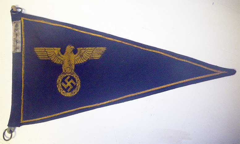 GERMAN WW2 KRIEGSMARINE U-BOAT U-802 CAR PENNANT: GERMAN WW2 KRIEGSMARINE U-BOAT U-802 CAR PENNANT It has eagle with swastika and tag for manufacture. The pennant was used on the car when the captain of U-Boat have been out of sea. The pennant brough