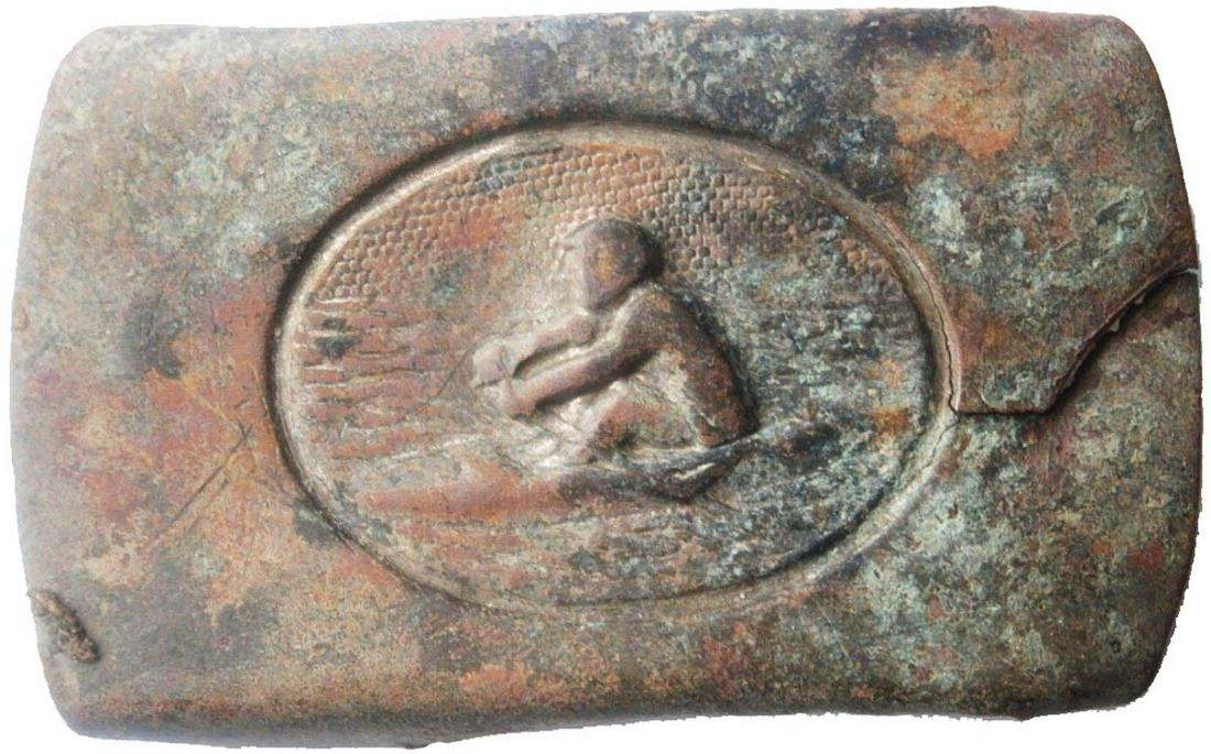 ORIGINAL SPORT BELT BUCKLE w. KAYAK OR CANOE: RARE ORIGINAL VERY OLD SPORT BELT BUCKLE with KAYAK OR CANOE SIZE: 48 x 30 x 8 mm. Please note: last image is for sample only. ESTIMATE PRICE: $70 - $100. OFFER: If an item is NOT SOLD, you can still
