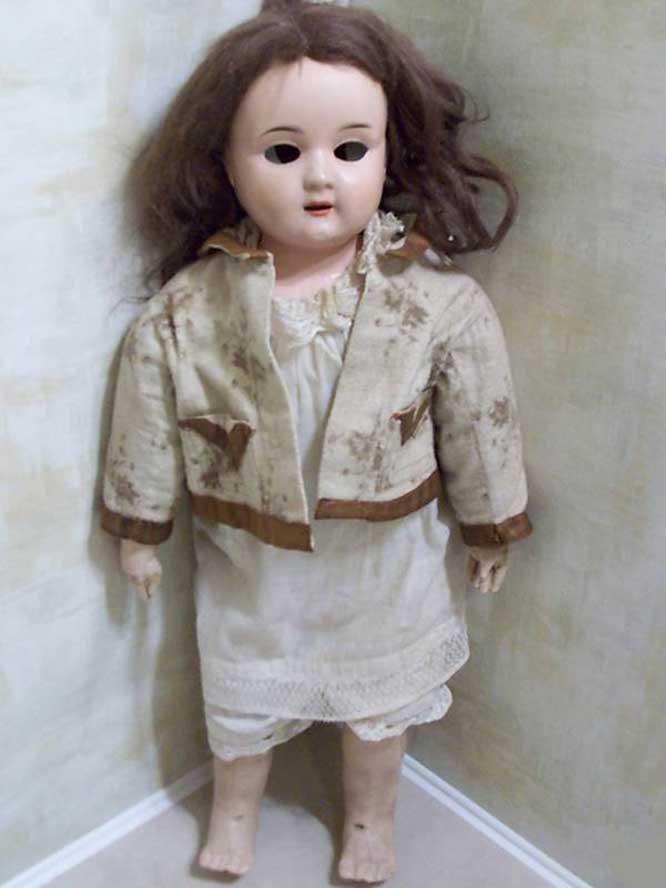 RARE GERMAN WW2 DOLL, MARKED (1 of 11)