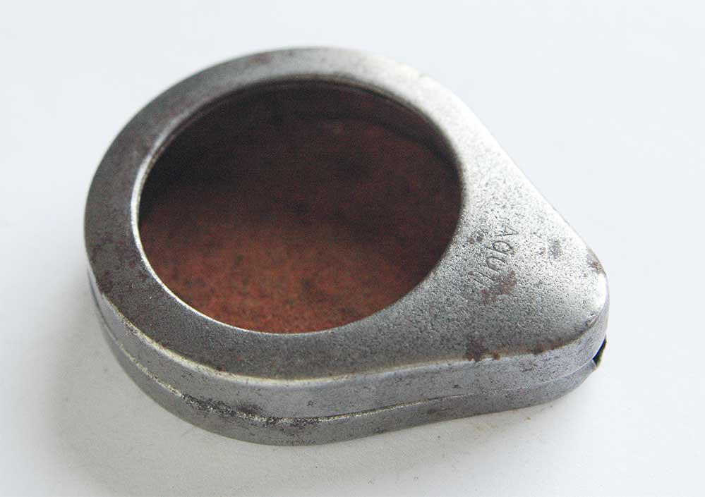 GERMAN WW2 CASE U-BOAT STOPWATCH, TORPEDO-ARTILLERY: GERMAN WW2 CASE U-BOAT STOPWATCH, TORPEDO-ARTILLERY-STOPPUHR We bought it with KriegsMarine Stopwatch also called Torpedo/Artillery stoppuhr. The case is in good condition and has Stamps on it: Aqu an