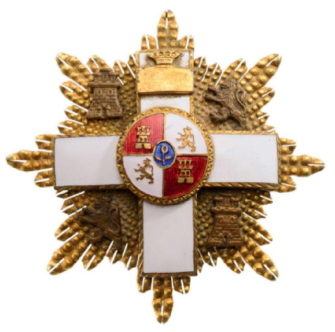 ORDER of MILITARY MERIT for LEGION CONDOR, 1936: RARE ORDER of MILITARY MERIT for LEGION CONDOR, 1936 It is a gold version of 'Al Merito Militar'. Gilt-edged White enamel cross on swivel crown suspension. The face with an imposed circular central me
