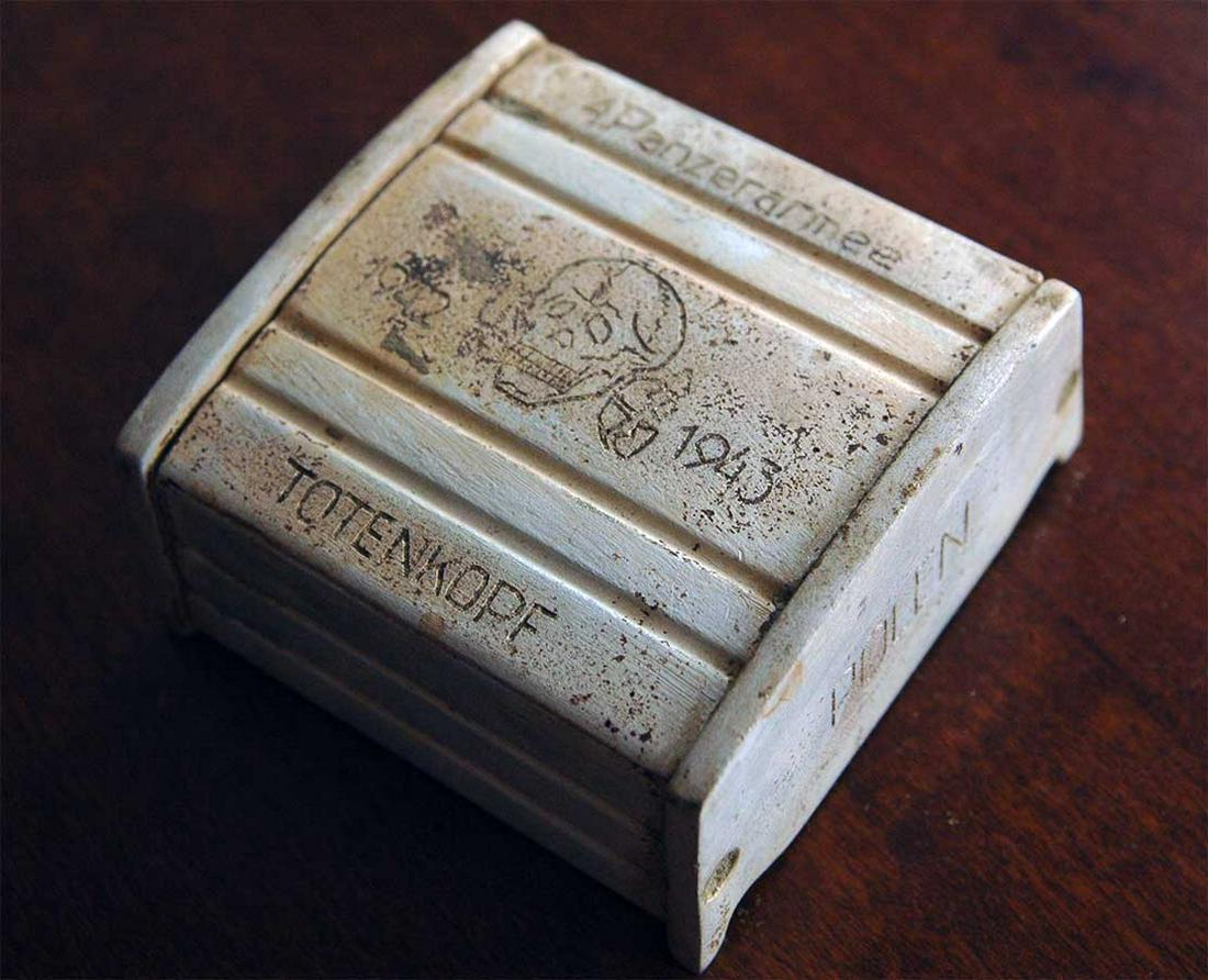 GERMAN WW2 BOX TOTENKOPF 4th PANZER ARMY: GERMAN WW2 BOX TOTENKOPF of 4th PANZER ARMY, 1941-1942 The box has Inscription in German: 'Totenkopf, 4 PanzerArmy, POLEN, RUSSLAND' and date '1941-1942'. Engraving is done using old technique - pleas
