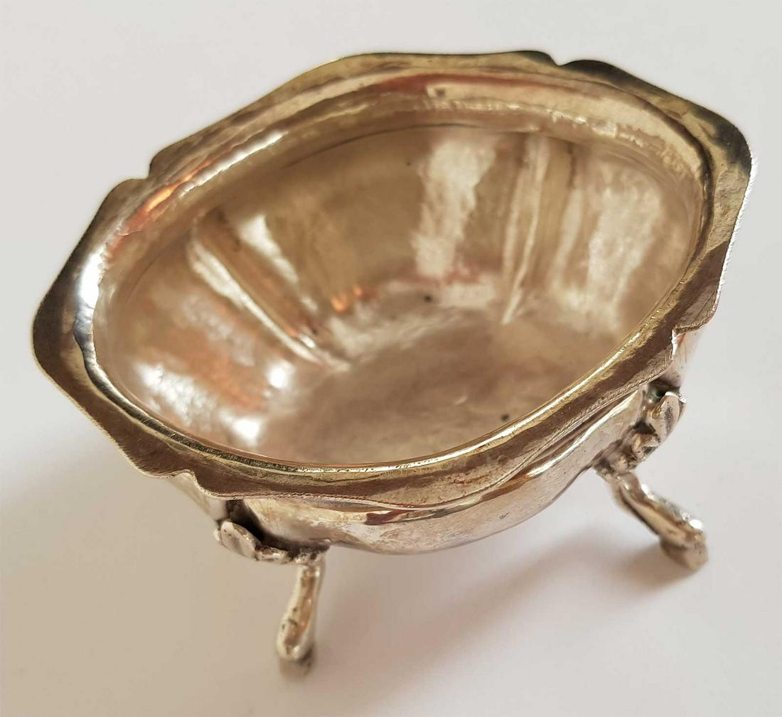 ANTIQUE ITALIAN SILVER OPEN SALT, MARKED: ANTIQUE ITALIAN SILVER OPEN SALT, MARKED Very nice item. Marked .800 for silver and other stamps for company. PROVENANCE: Descended in the Godi Piovenen Family. CONDITION: The item is described to the