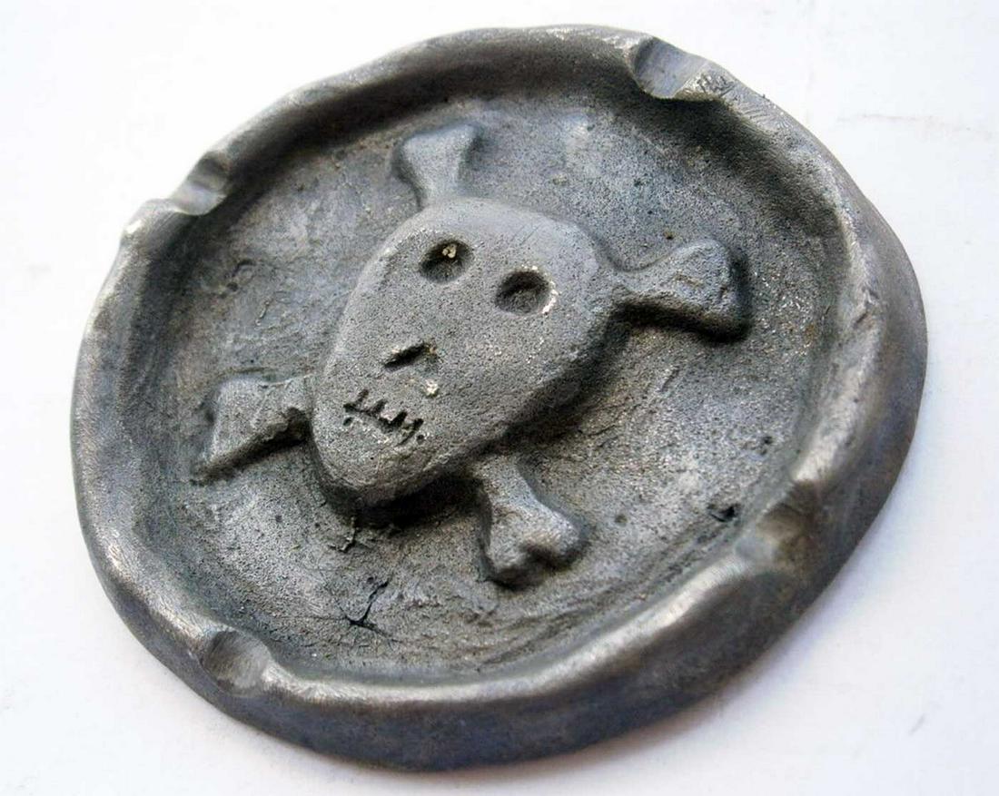 GERMAN WW2 ASHTRAY w. SKULL & BONES, SPECIAL FORCES (1 of 8)