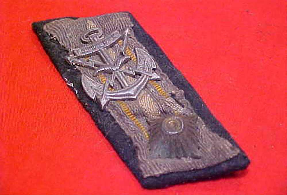 GERMAN WW2 KRIEGSMARINE COLLAR TAB, AIRCRAFT WARNING (1 of 4)