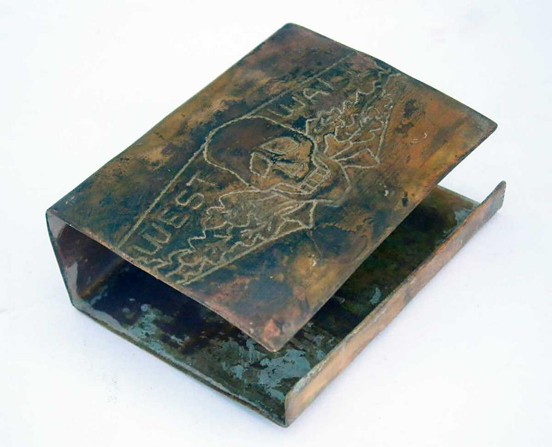 GERMAN WW2 CLIP for MATCHES w. SKULL & BONES: GERMAN WW2 CLIP for MATCHES with SKULL and BONES, WESTWALL The clip has a text in German: DEUTSCHLAND UBER ALLES, WESTWALL. Engraving is done using old technique - please look at the images. Trench ar