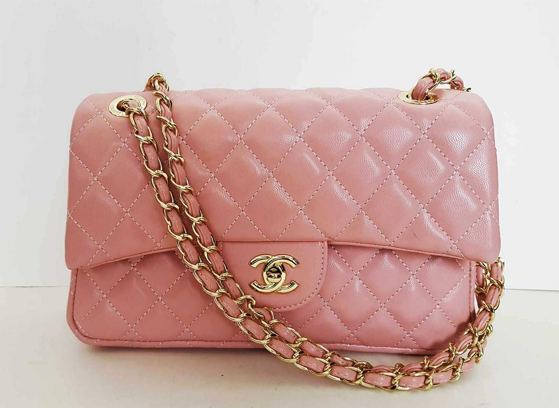 CHANEL MEDIUM CLASSIC  SHOULDER BAG  PINK (1 of 18)
