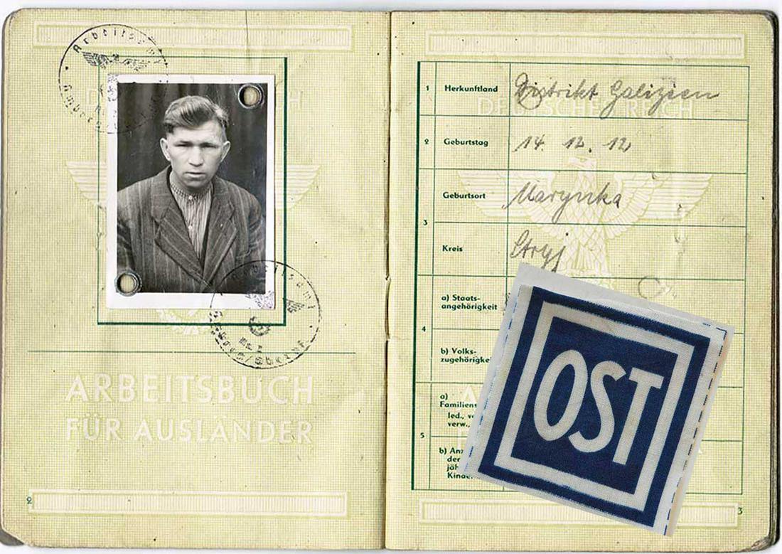 GERMAN WW2 ARBEITSBUCH UKRAINIAN + PATCH OST: RARE GERMAN WW2 ARBEITSBUCH UKRAINIAN + PATCH OST This particular patch passed very important test - it does not glow under the black lamp (all fabrics made after 1945 glow under the black light) - pl
