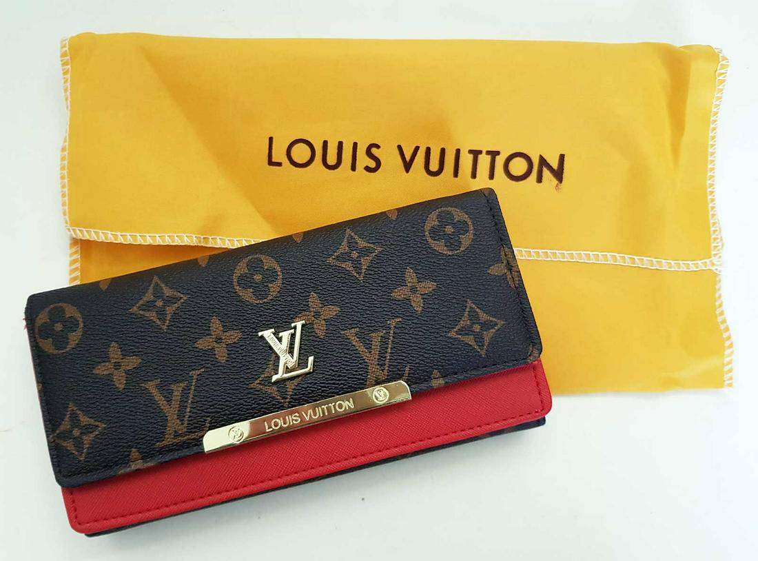 LOUIS VUITTON MONOGRAM WALLET (1 of 15)