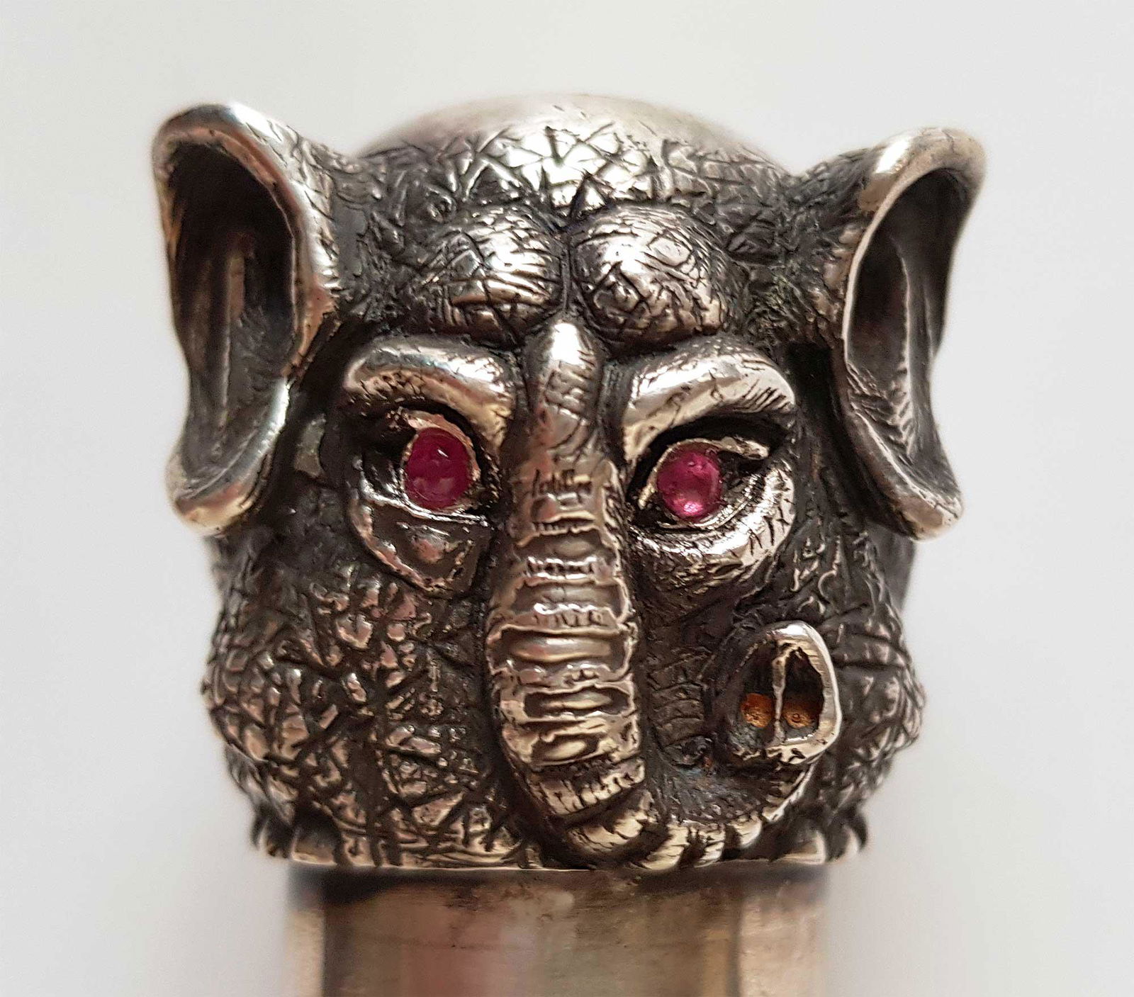 ANTIQUE RUSSIAN SILVER ELEPHANT HEAD STIRRUP CUP (1 of 13)