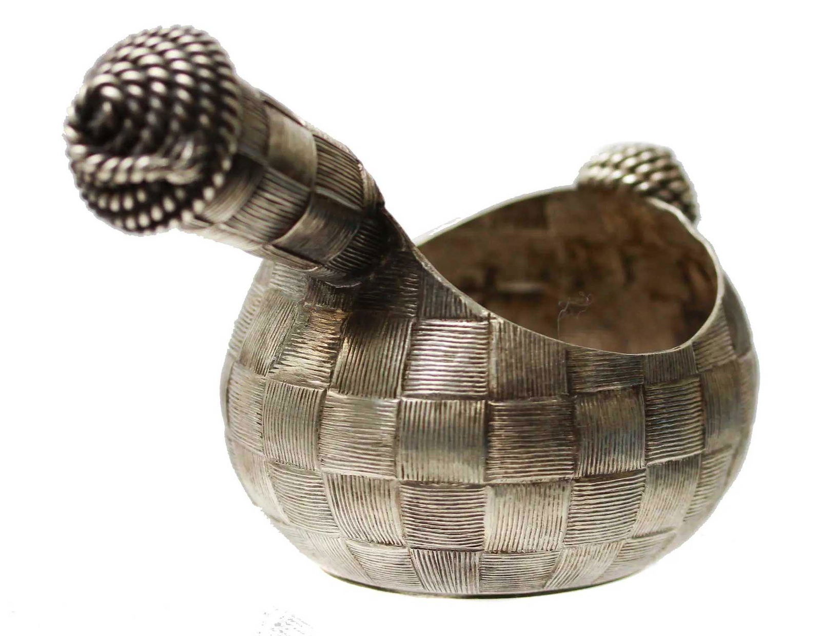 RUSSIAN ANTIQUE SILVER KOVSH, IVAN KHLEBNIKOV, 1896: RUSSIAN ANTIQUE SILVER KOVSH, IVAN KHLEBNIKOV, 1896 A traditional Russian vessel for water - kovsh, made of 84 silver with an admirable exterior made in a trompe-l'oeil with braiding base and two twis