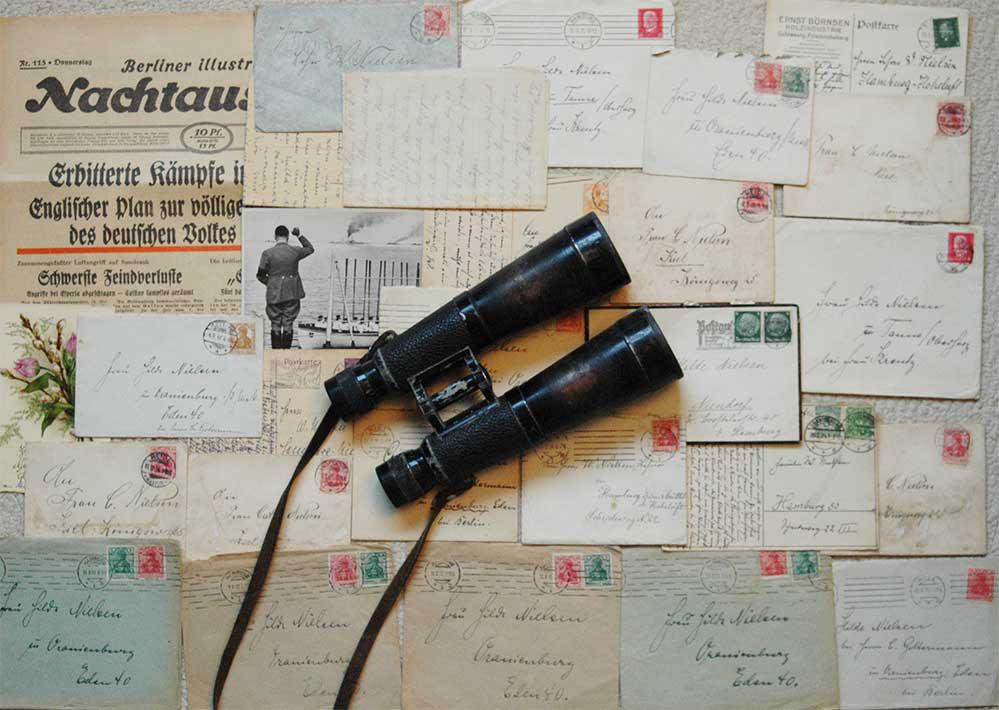 GERMAN WW2 U-BOAT U-370 BINOCULARS, OBERLEUTNANT NIELSEN (1 of 20)