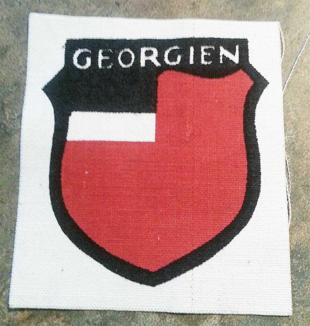 GERMAN - RUSSIAN WW2 SHIELD GEORGIEN ARMY: GERMAN - RUSSIAN WW2 SHIELD GEORGIEN ARMY, 1941-1945 These troops either wore German uniforms or a combination of other foreign uniforms. The arm shield was place on the left sleeve of their uniform. 