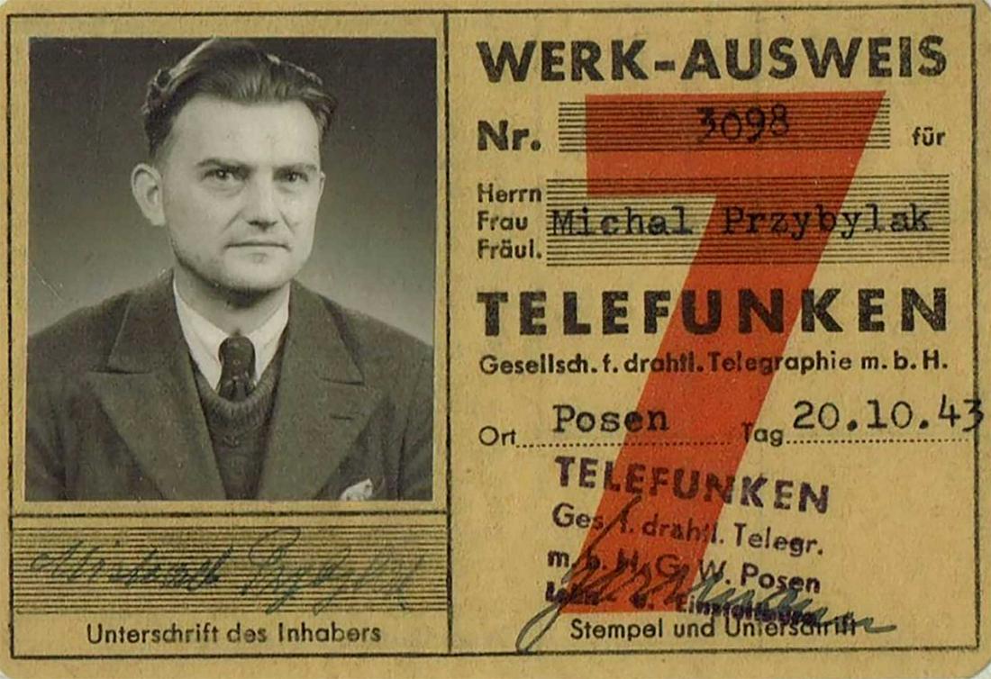 GERMAN WW2 TELEFUNKEN AUSWEIS ID for OST WORKER: GERMAN WW2 TELEFUNKEN AUSWEIS ID for OST FORCED LABOUR WORKER, 1943 Rare Ausweis ID Telefunken Posen for OST worker. ESTIMATE PRICE: $250 - $300. HISTORY of SALES: Recently German WW2 ID for OST worke