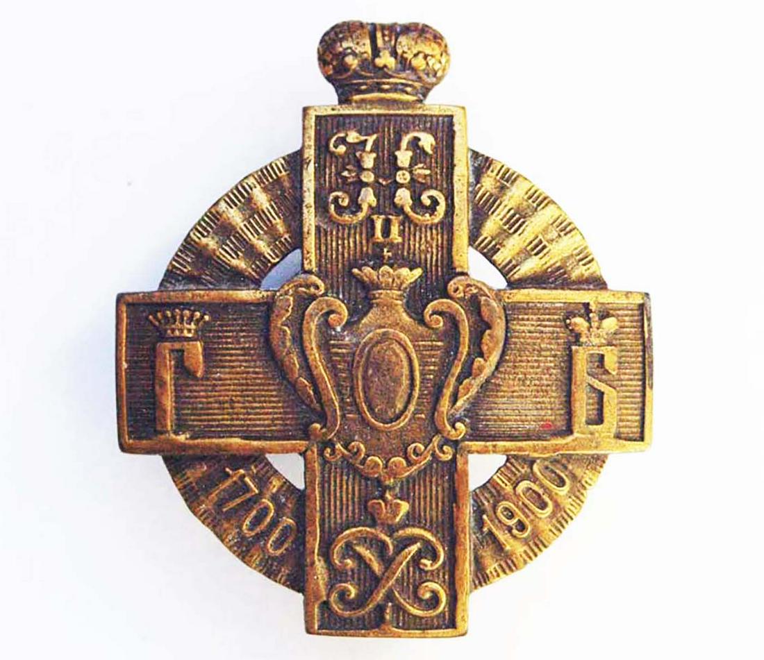 RUSSIAN IMPERIAL BADGE 45th AZOV INFANTRY REGIMENT (1 of 11)