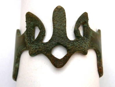 RARE UKRAINIAN WW2 RING with TRIZUB, UPA-OUN