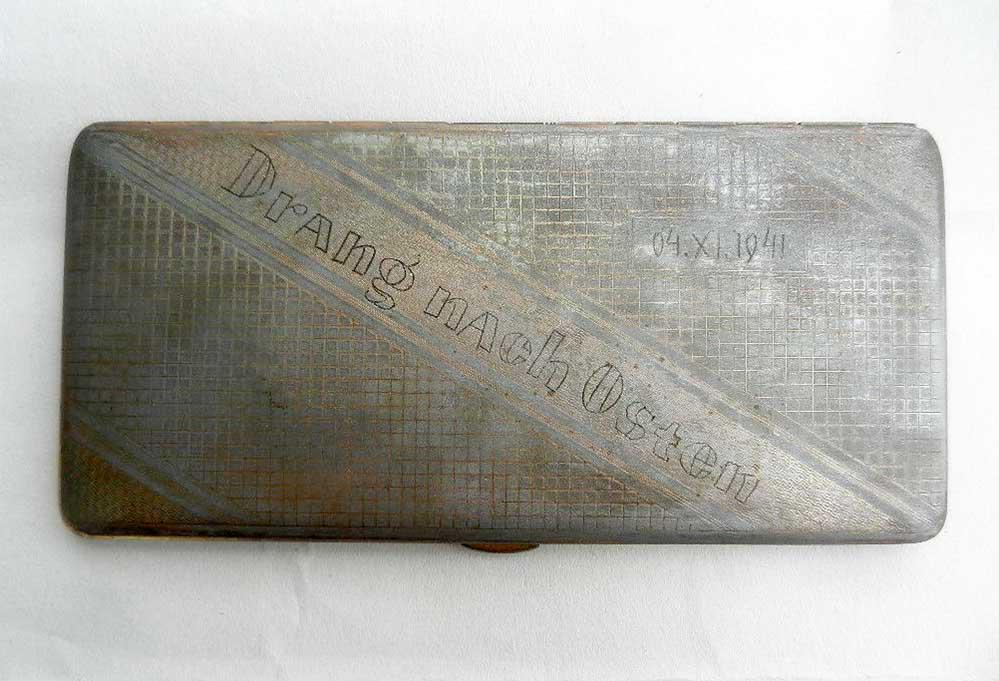 GERMAN WW2 CIGARETTE CASE, DRANG NACH OSTEN, 1941 (1 of 11)