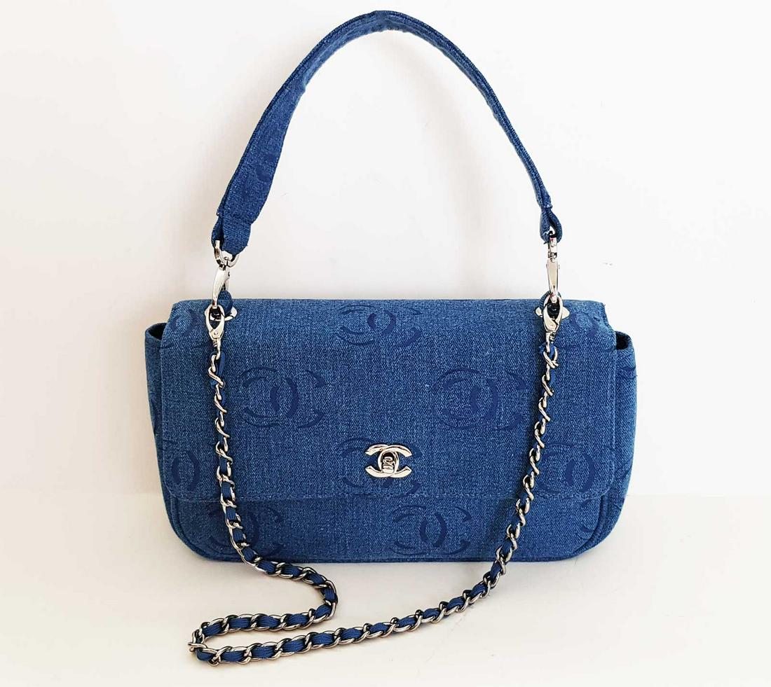 DENIM BAG with LOGO CHANEL (1 of 18)