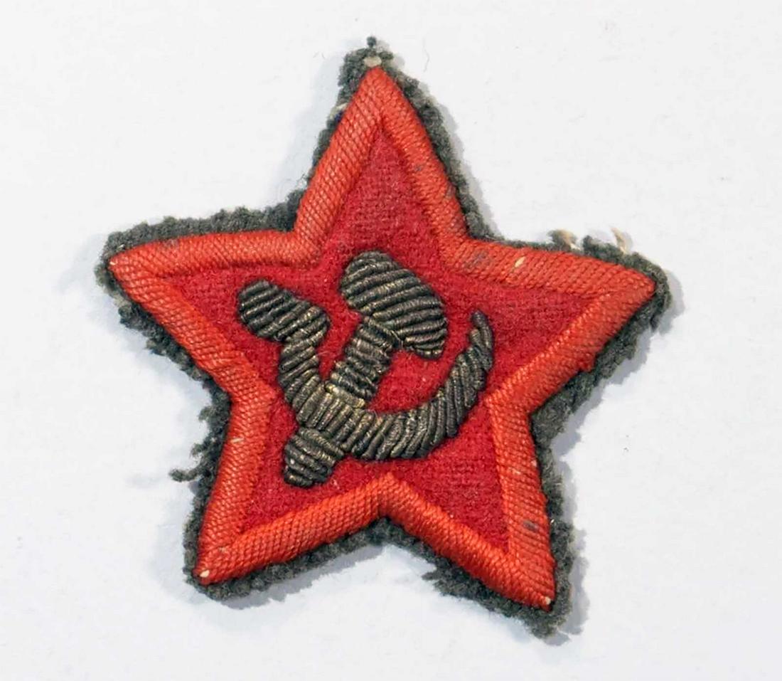 RUSSIAN MILITARY SOVIET INSIGNIA, RED STAR, BADGE, 1920: RARE RUSSIAN MILITARY SOVIET INSIGNIA, RED STAR, BADGE, 1920x Russian Soviet Badge Insighia for high rank officers from 1920x. DIMENSIONS: 55 x 54 mm (2 1/4 x 2 1/4 inches). CONDITION: Very good for a