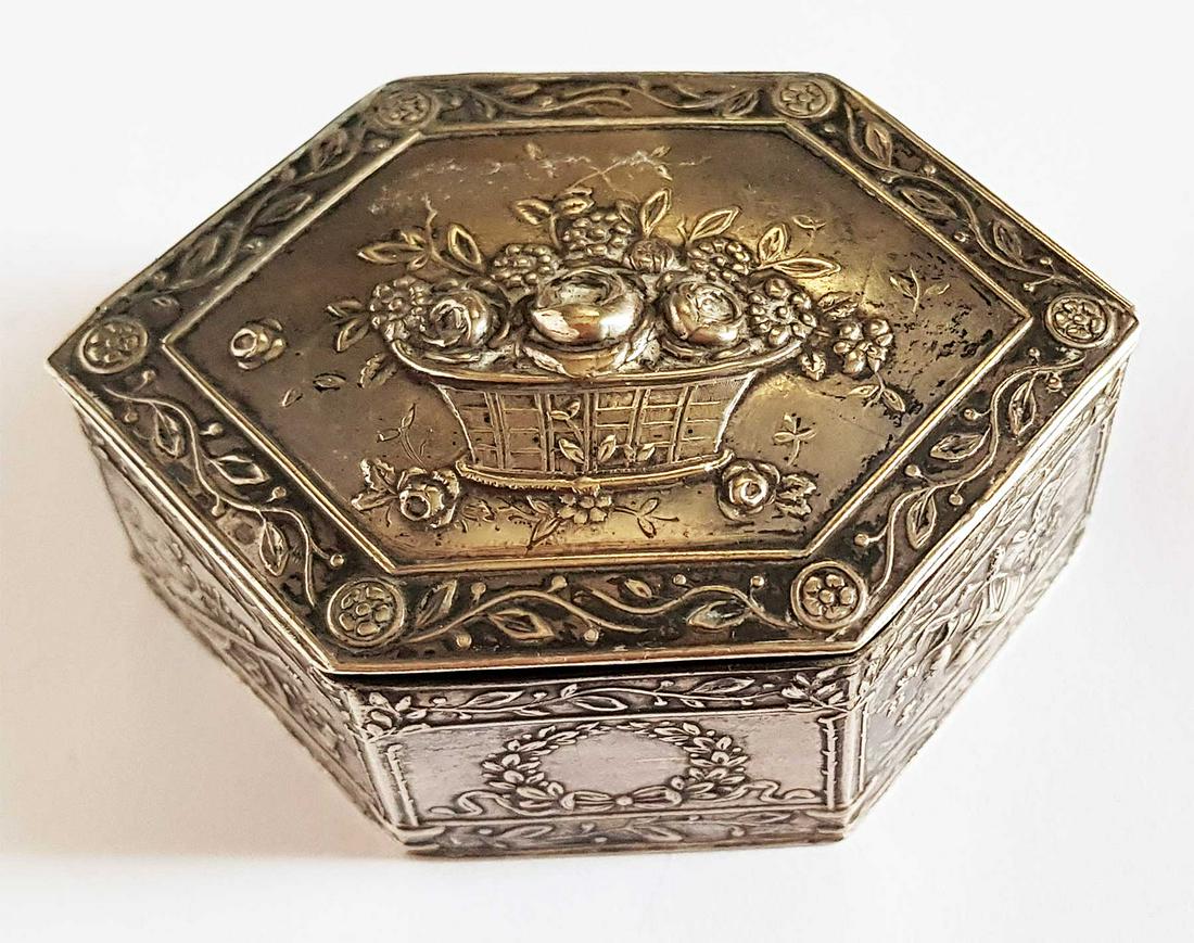 GERMAN (HANAU) SILVER TOBACCO BOX, 19c. (1 of 14)