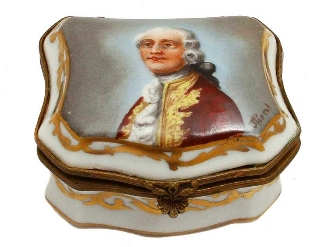 AUSTRIAN HAND PAINTED PORCELAIN BOX w. MINIATURE (1 of 17)