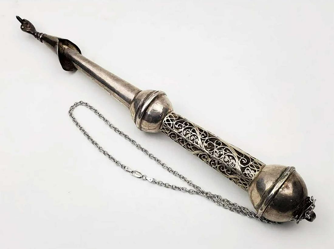 JEWISH JUDAICA SILVER TORAH POINTER, YAD (1 of 15)