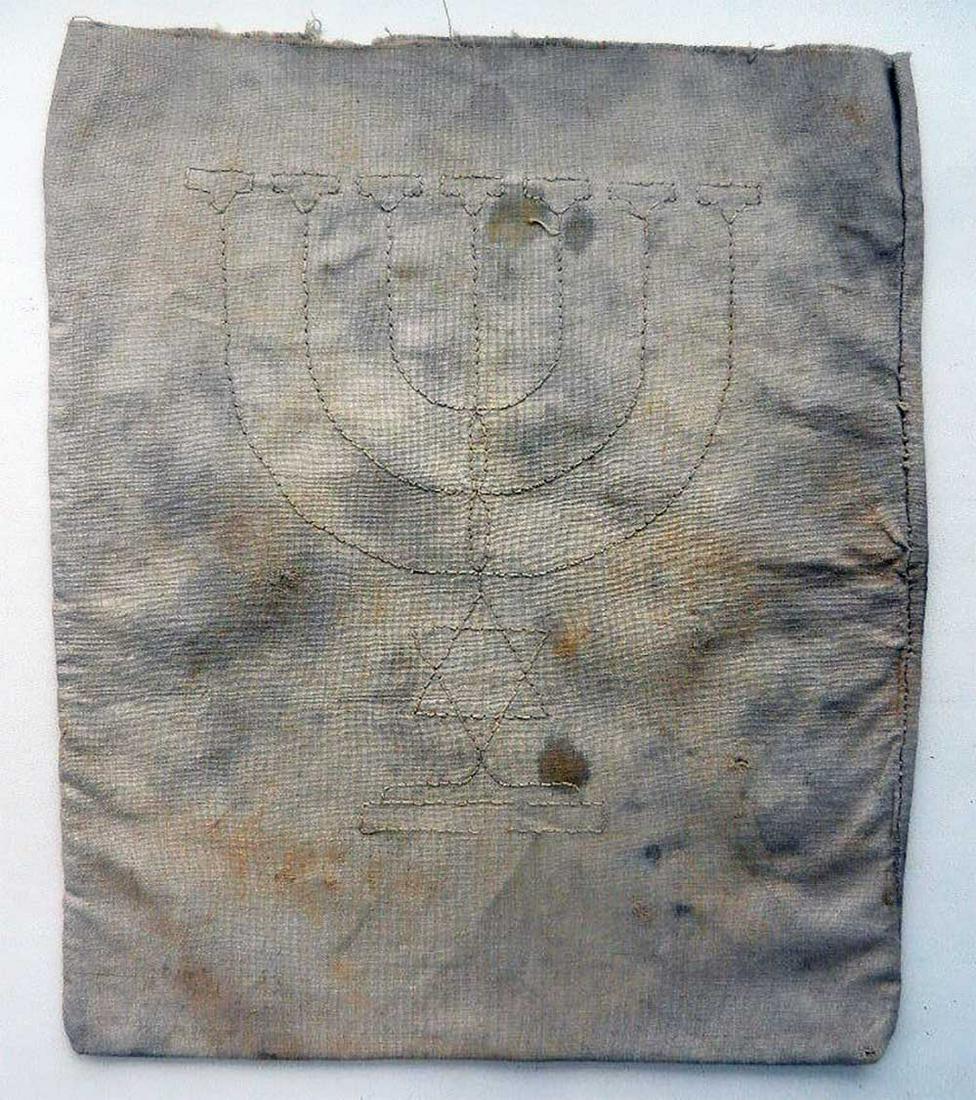 JEWISH WW2 BAG w. MENORAH & STAR of DAVID: JEWISH WW2 BAG with MENORAH and STAR of DAVID from LITZMANNSTADT in POLAND The bag is very old and has a lot of wear, as found. The item is bought from real old collection. It was bought by the previo