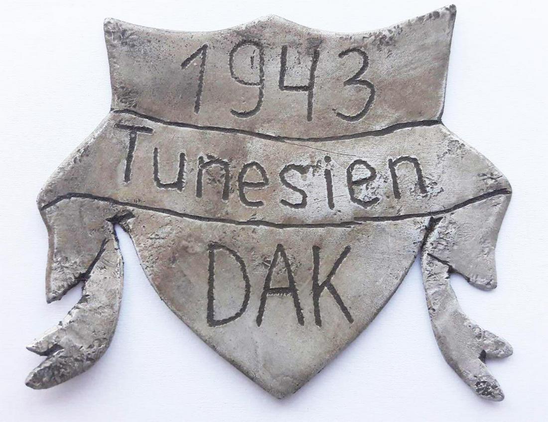 GERMAN WW2 AFRIKA KORPS SHIELD, DAK TUNESIEN (1 of 6)