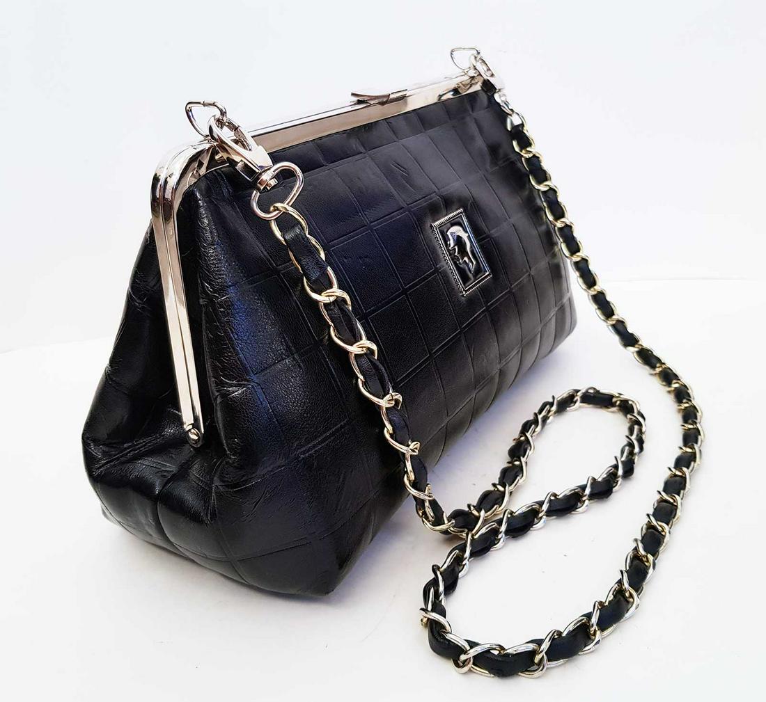 SMALL BLACK HANDBAG (1 of 13)