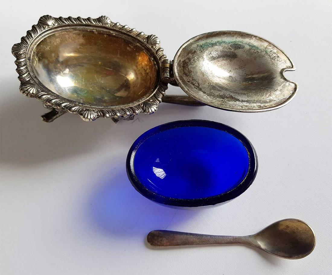 CONTINENTAL GILT SILVER BOWL + SPOON Apr 02, 2023 V.N. Collectible