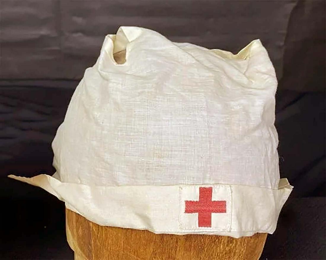 RARE WWI ERA RED CROSS WOMAN's HAT, 1914-1916 (1 of 9)