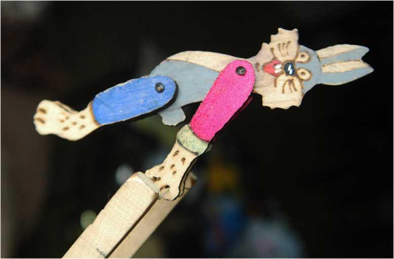 RARE WW2 POPULAR TOY fr. GERMANY, 1935-1945: RARE WW2 POPULAR TOY from GERMANY, 1935-1945 RARE toy from Germany WW2. These toys were very popular before and during WW2 and used all children as a favourite toy. It is necessary to compress easily 