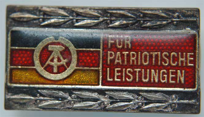 GERMAN SILVER PARTEI BADGE (1 of 3)