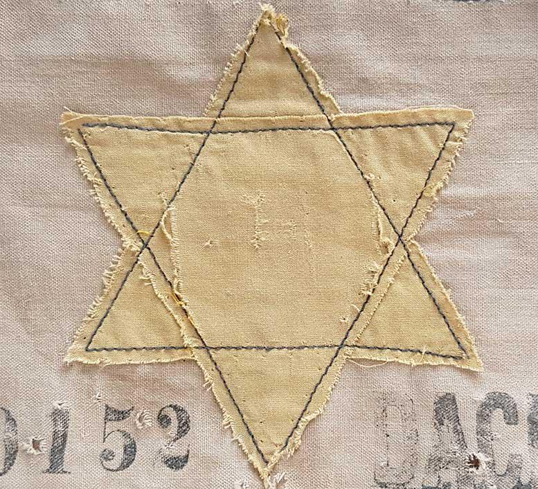 JEWISH WWII ARMBAND with YELLOW DAVID STAR (1 of 11)