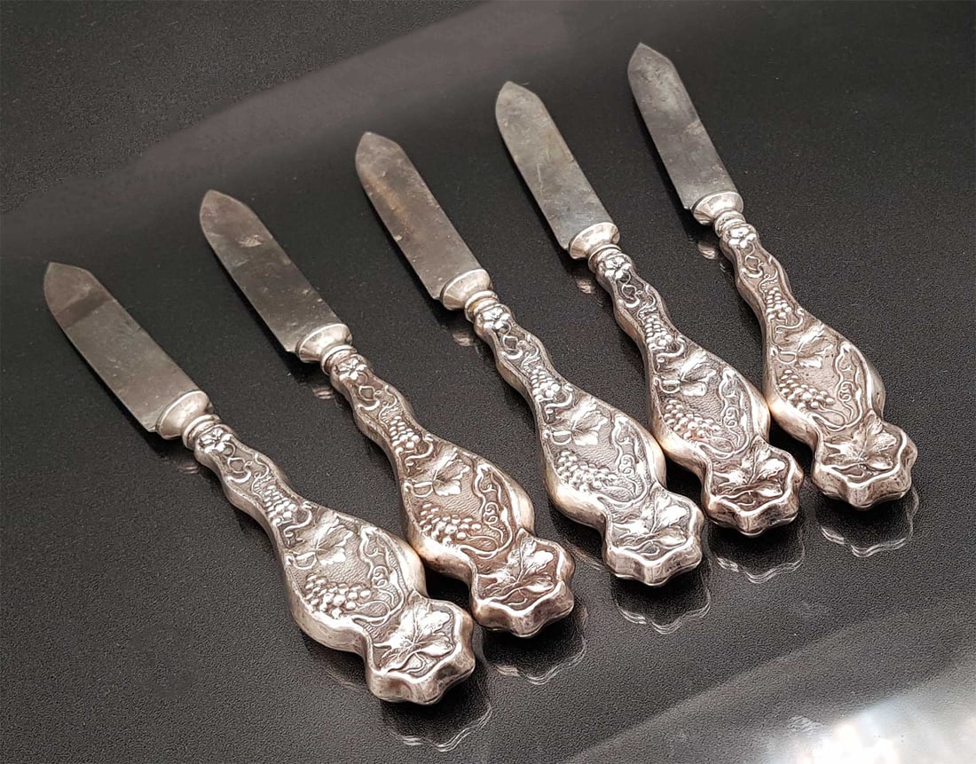 ANTIQUE STERLING SILVER HANDLE FRUIT KNIFE (1 of 10)