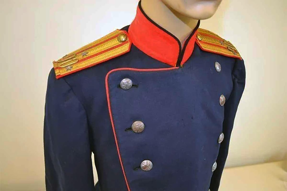RUSSIAN OFFICER DRESS UNIFORM TUNIC, NAMED, 1891: VERY RARE RUSSIAN IMPERIAL OFFICER DRESS UNIFORM TUNIC, NAMED, 1891 Russian Imperial officer's dress uniform tunic from 1891. It is in very nice and clean condition with normal wear appropriate for it